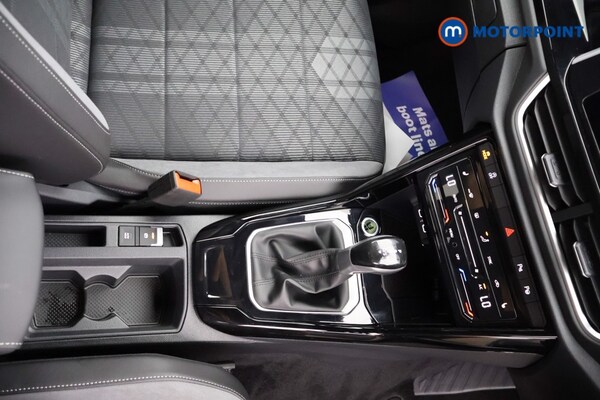 Used Volkswagen T-Roc 2024 for sale - 75572733: Photo 16