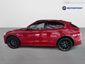 Used Alfa Romeo Stelvio 2021 for sale - 76545541: Photo