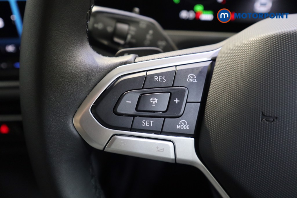 Used Volkswagen Passat 2025 for sale - 76792584: Photo 11