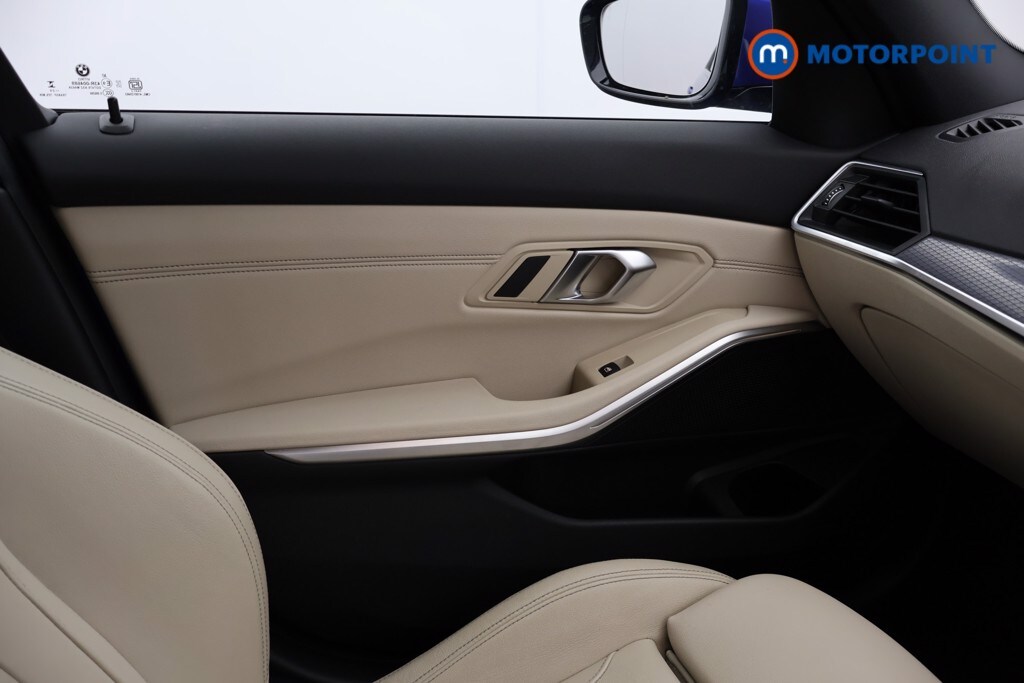 Used BMW 3 Series 2025 for sale - 77872740: Photo 15