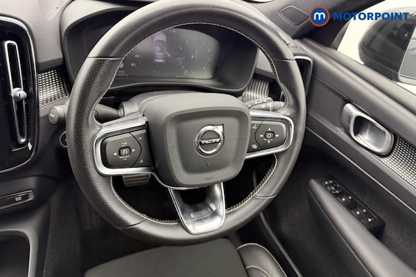 Used Volvo XC40 2021 for sale - 76319857: Photo 11