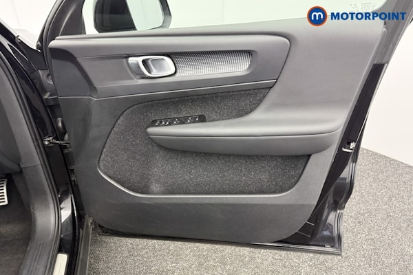 Used Volvo XC40 2021 for sale - 76319857: Photo 23