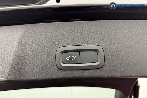 Used Volvo XC40 2021 for sale - 76319857: Photo 28