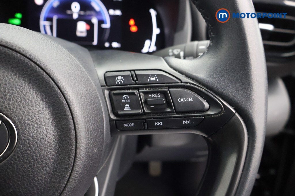 Used Toyota Yaris Cross 2024 for sale - 76650719: Photo 12