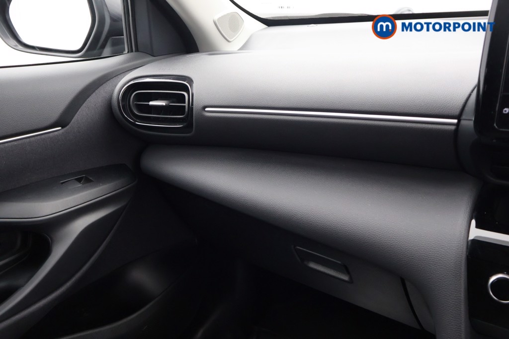 Used Toyota Yaris Cross 2024 for sale - 76650719: Photo 17