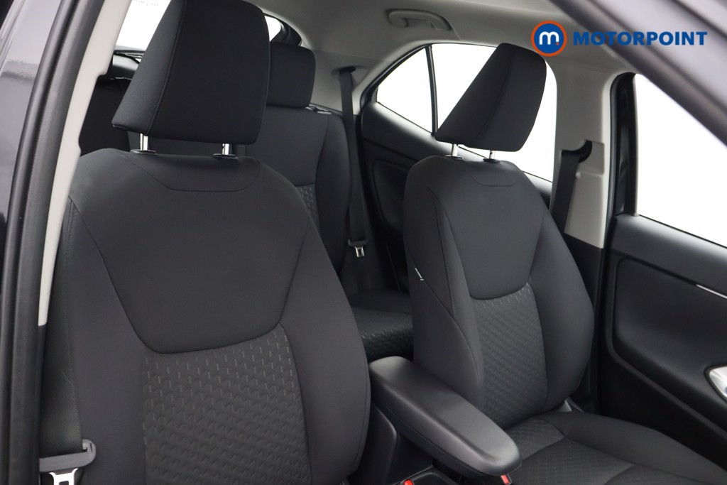 Used Toyota Yaris Cross 2024 for sale - 76650719: Photo 20