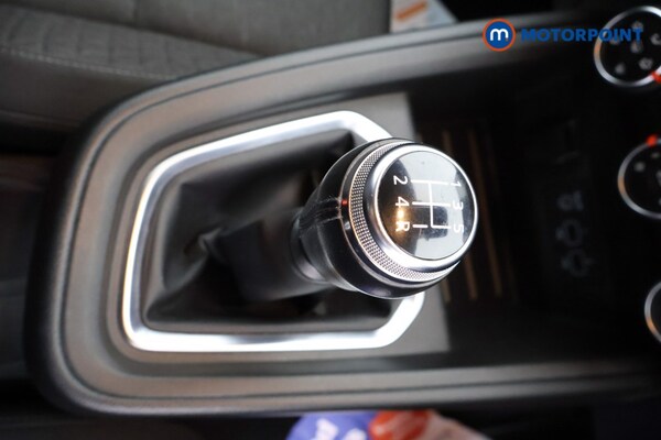 Used Renault Clio 2019 for sale - 76184659: Photo 18