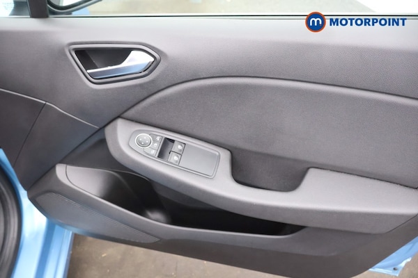Used Renault Clio 2019 for sale - 76184659: Photo 26