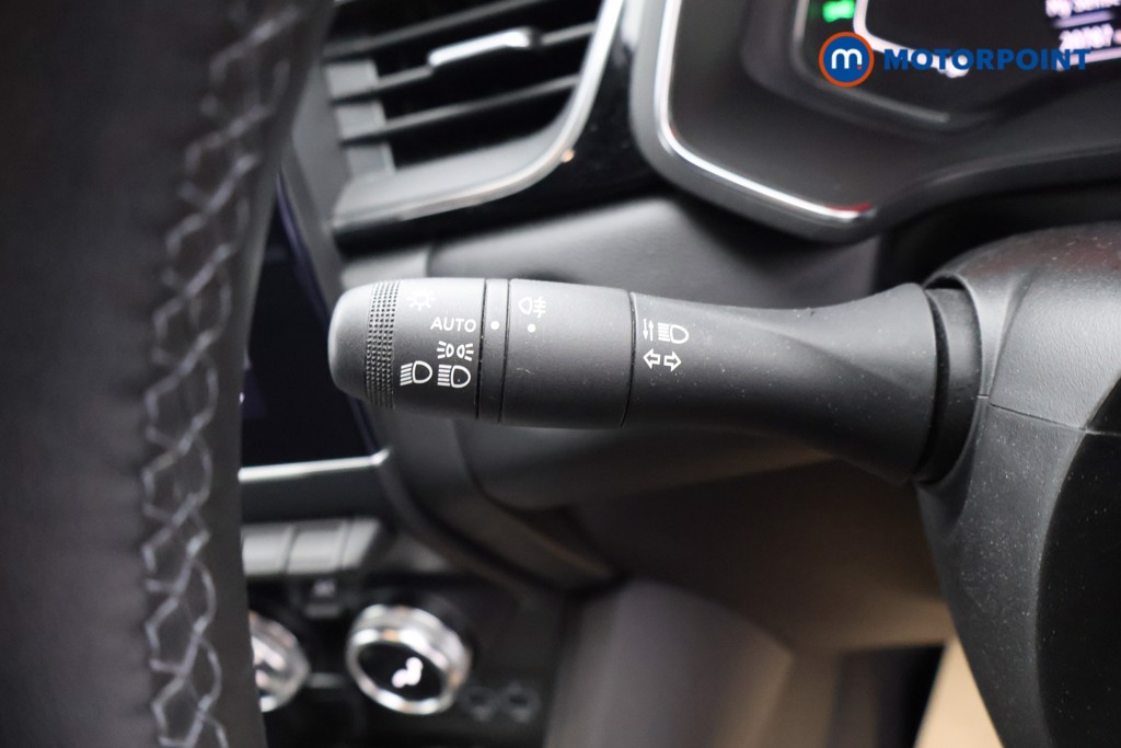 Used Renault Captur 2022 for sale - 77984459: Photo 18