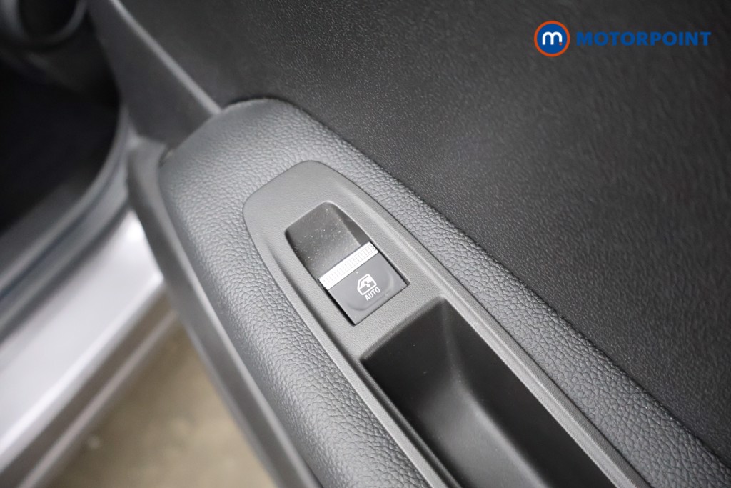 Used Renault Captur 2022 for sale - 77984459: Photo 34