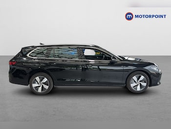 Used Volkswagen Passat 2025 for sale - 78630932: Photo