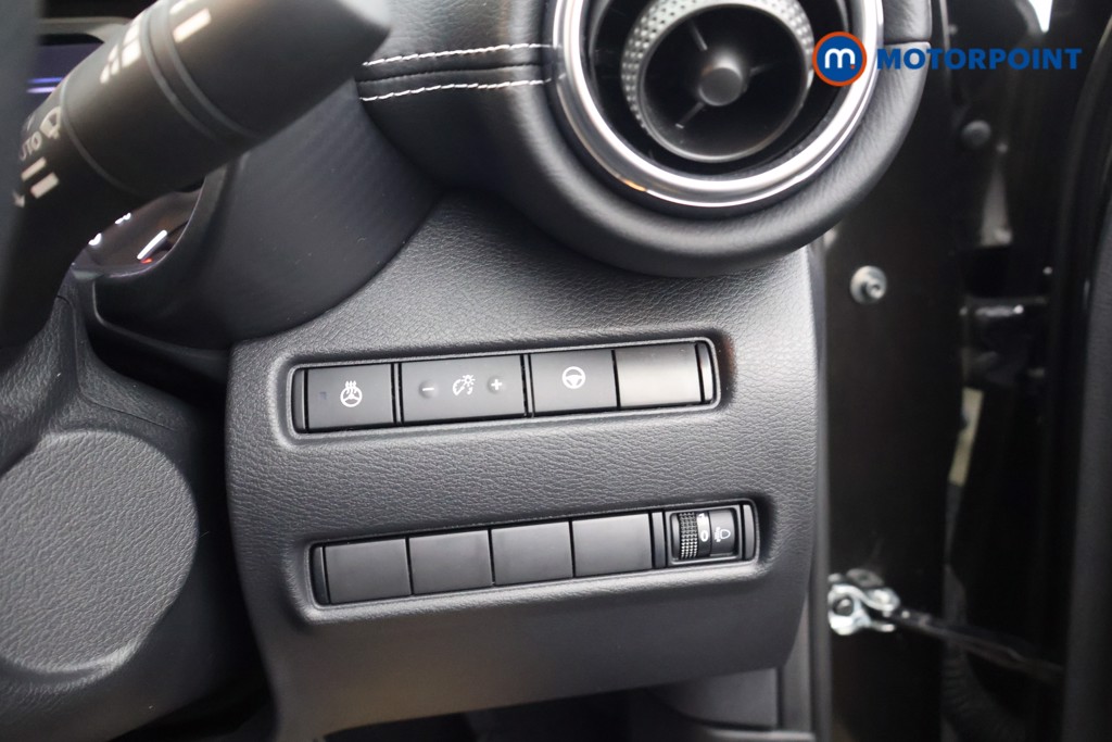 Used Nissan Juke 2023 for sale - 76534645: Photo 15