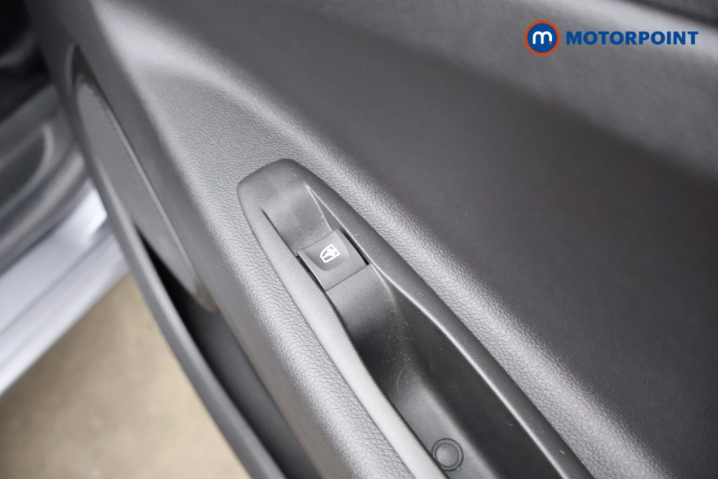 Used Renault Zoe 2023 for sale - 77984416: Photo 33