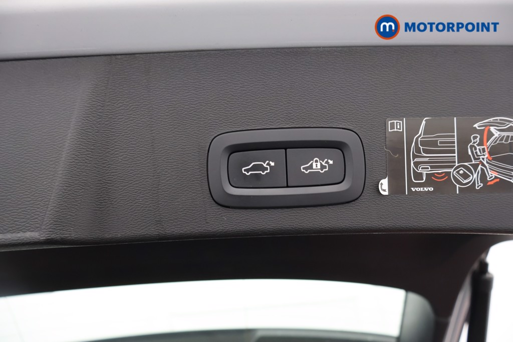 Used Volvo XC40 2021 for sale - 78133894: Photo 35