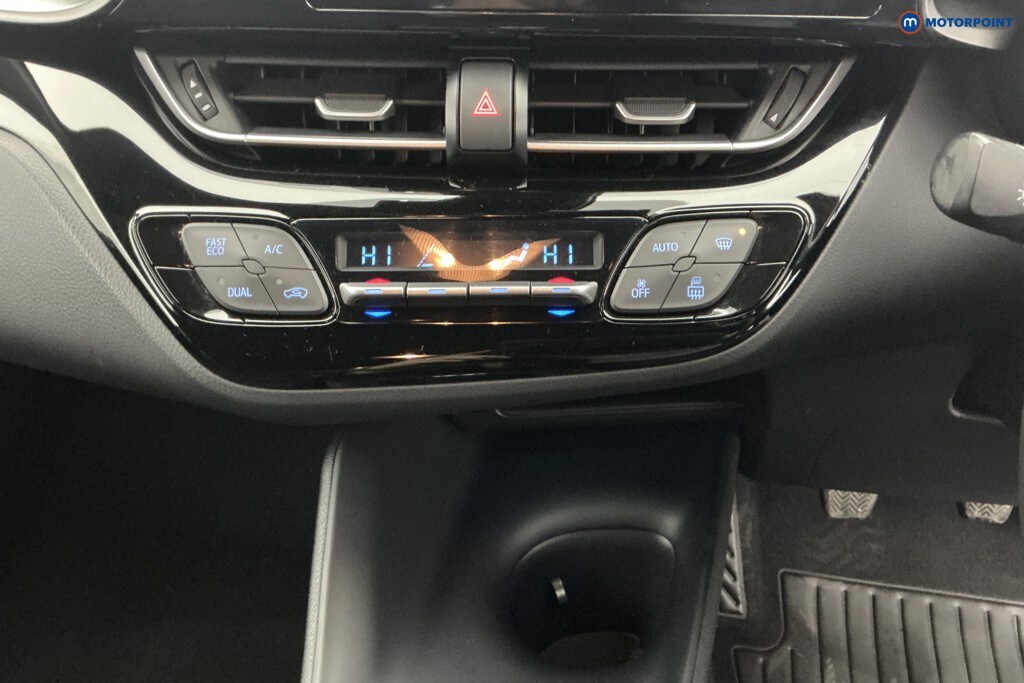 Used Toyota C-HR 2019 for sale - 78012102: Photo 28