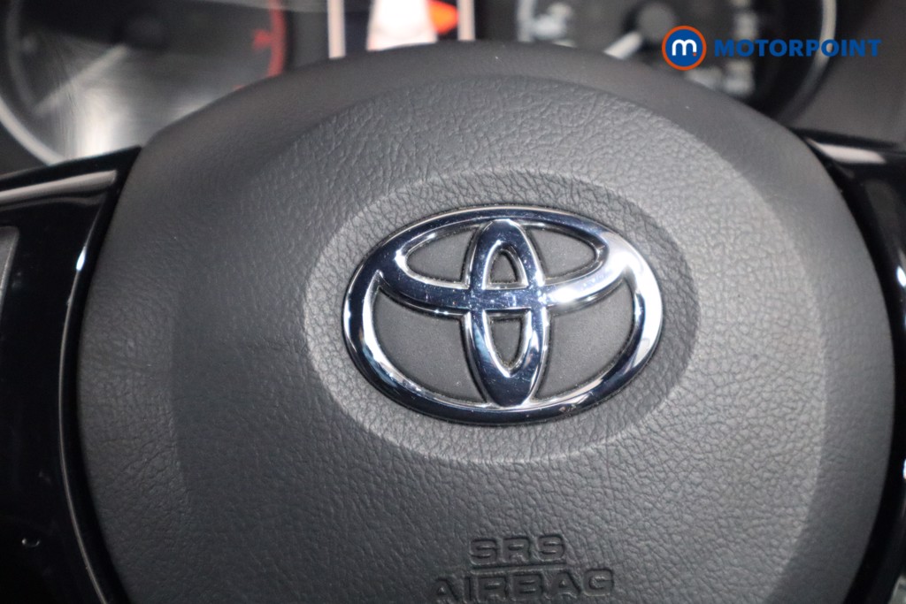 Used Toyota Yaris 2018 for sale - 76494766: Photo 24