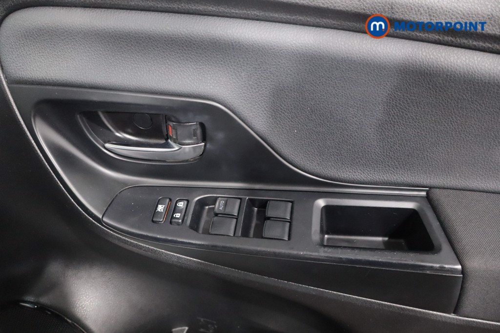 Used Toyota Yaris 2018 for sale - 76494766: Photo 29