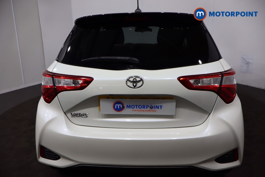 Used Toyota Yaris 2018 for sale - 76494766: Photo 42