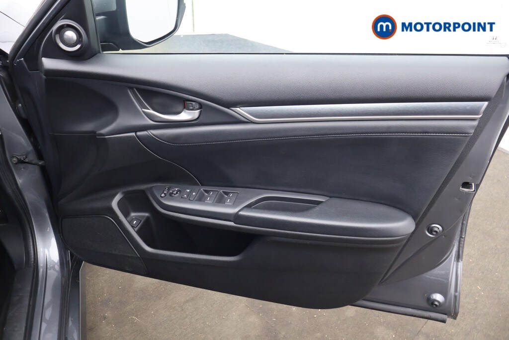 Used Honda Civic 2019 for sale - 76628457: Photo 19