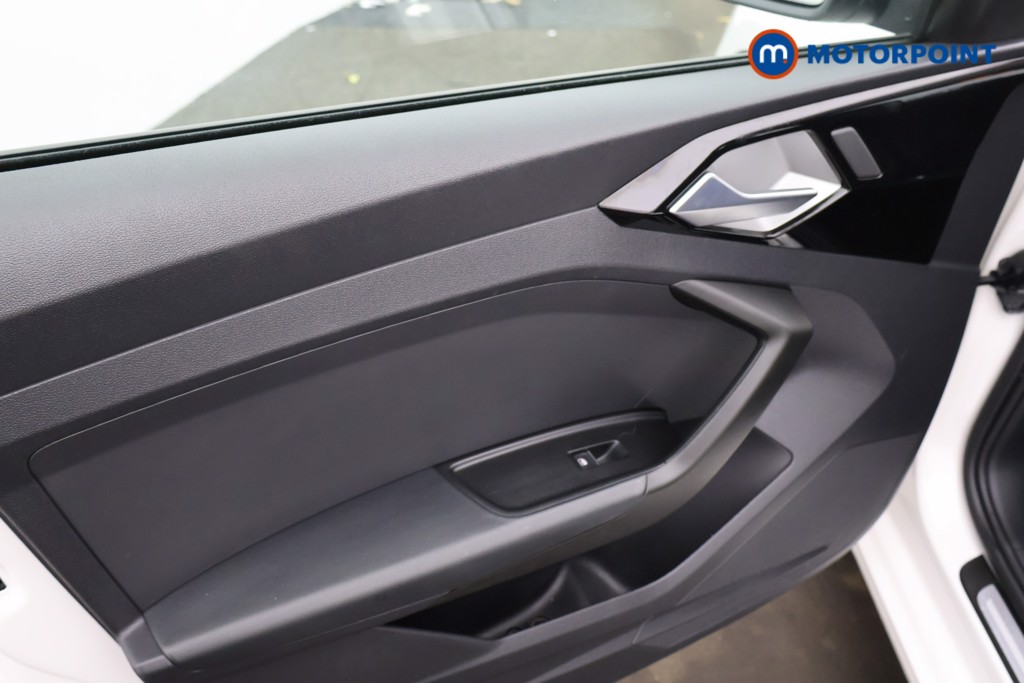 Used Audi A1 for sale - 76491525: Photo 30