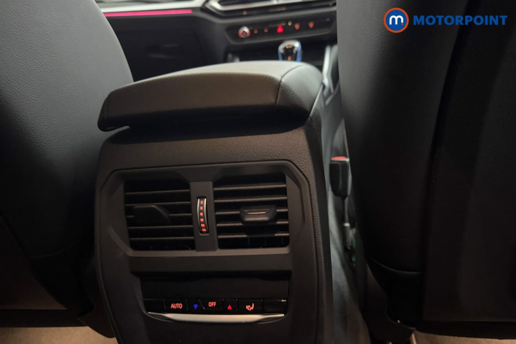 Used BMW i4 2022 for sale - 76859543: Photo 23