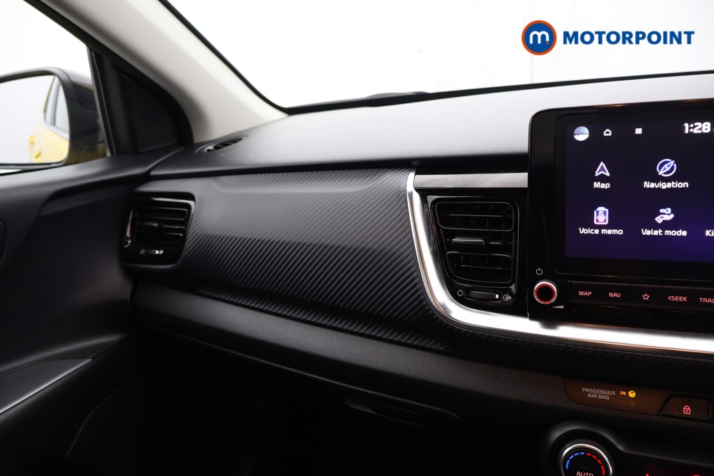 Used Kia Stonic 2023 for sale - 76491615: Photo 15