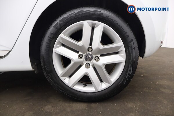 Used Renault Clio 2020 for sale - 76279147: Photo 46