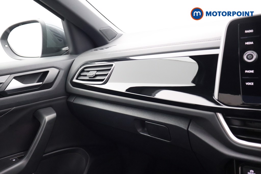 Used Volkswagen T-Roc 2024 for sale - 76958187: Photo 20