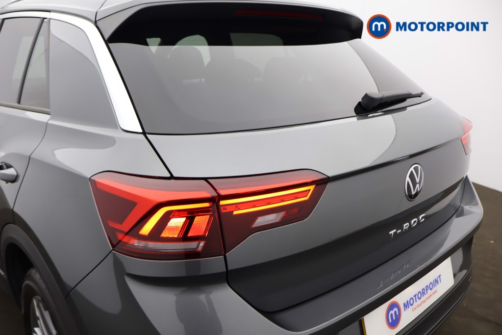 Used Volkswagen T-Roc 2024 for sale - 76958187: Photo 32