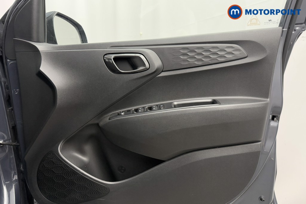 Used Hyundai i10 2023 for sale - 76367067: Photo 25