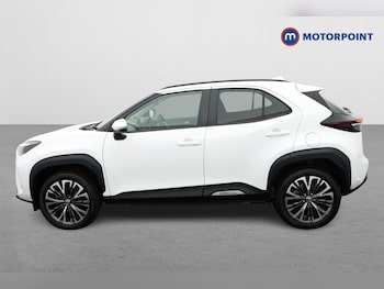 Used Toyota Yaris Cross 2023 for sale - 79380698: Photo