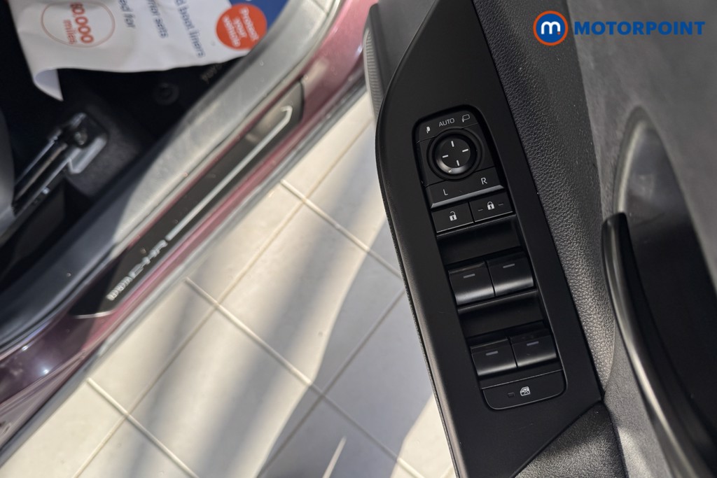 Used Toyota C-HR 2024 for sale - 76603706: Photo 10