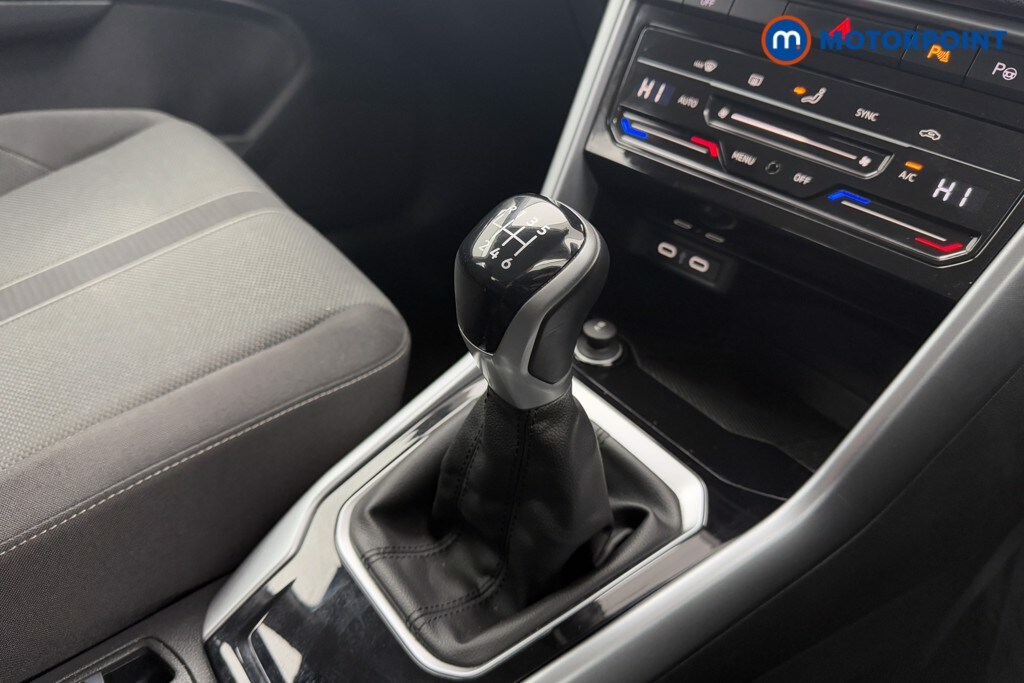 Used Volkswagen T-Roc 2023 for sale - 77505919: Photo 22