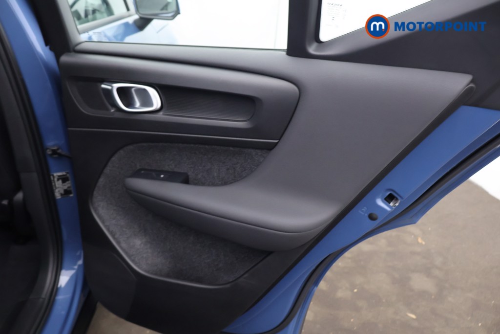 Used Volvo XC40 2023 for sale - 76958142: Photo 24