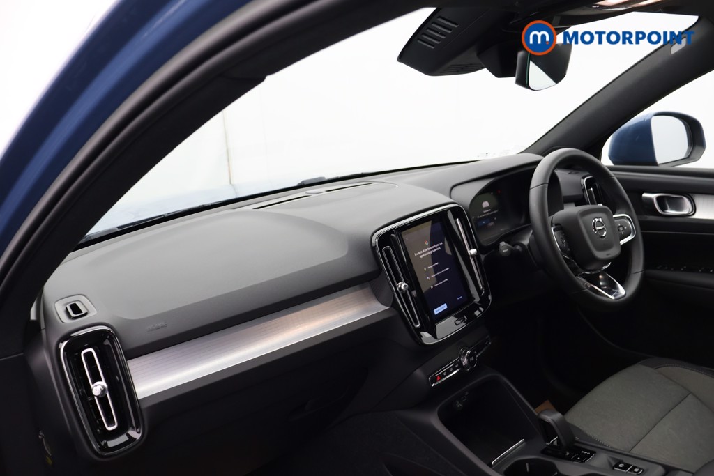 Used Volvo XC40 2023 for sale - 76958142: Photo 25