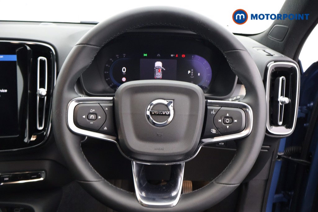 Used Volvo XC40 2023 for sale - 76958142: Photo 9