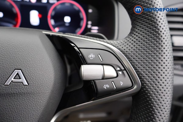 Used Skoda Karoq 2025 for sale - 76184611: Photo 11