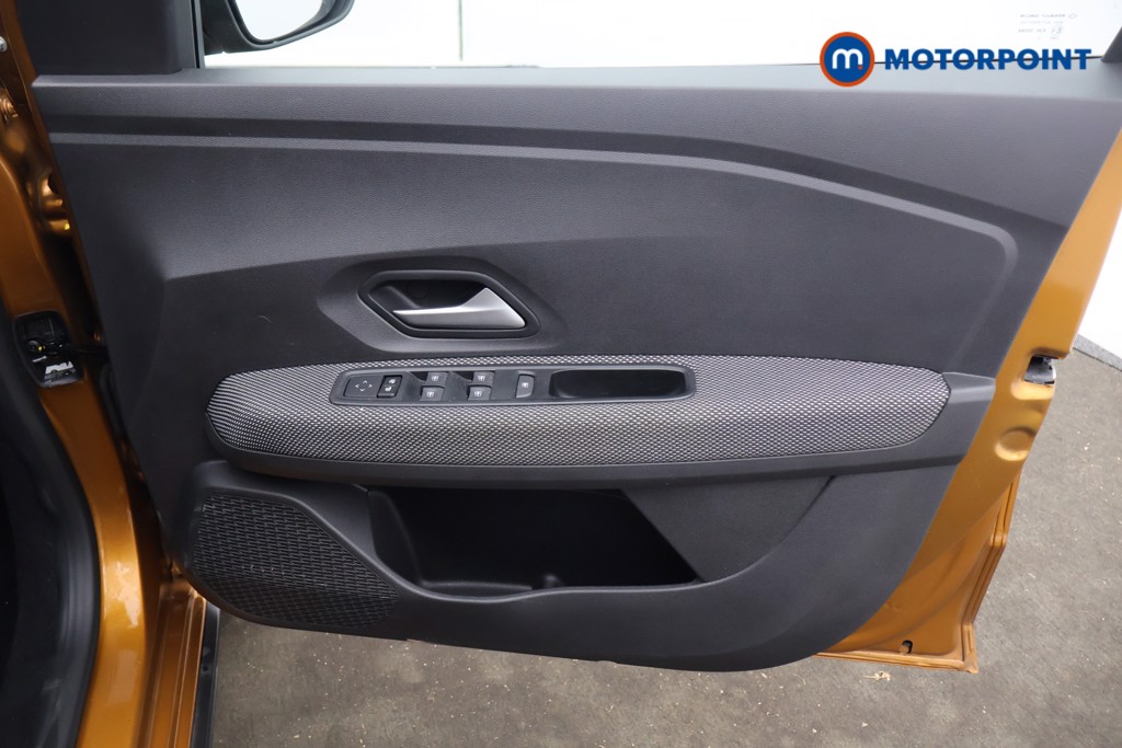 Used Dacia Sandero Stepway 2023 for sale - 76685111: Photo 17