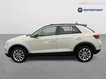 Used Volkswagen T-Roc 2022 for sale - 79762476: Photo
