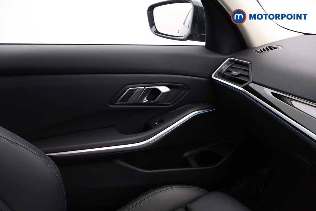 Used BMW 3 Series 2023 for sale - 78106948: Photo 19