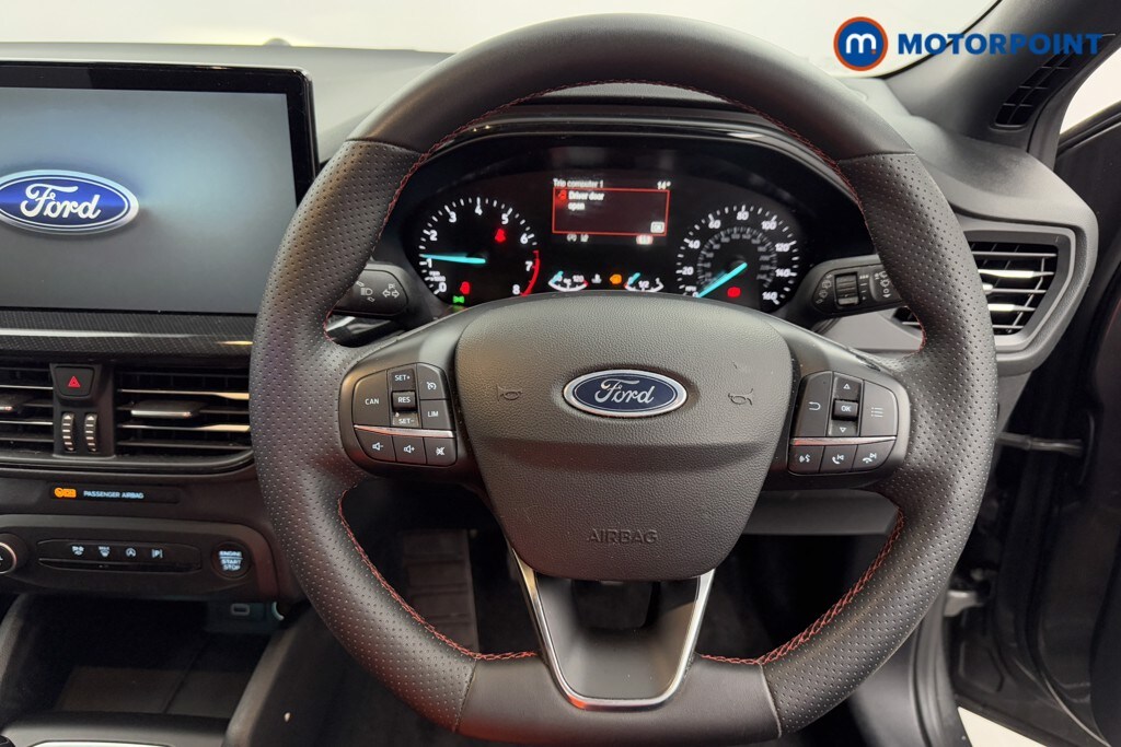 Used Ford Focus 2023 for sale - 76028609: Photo 11