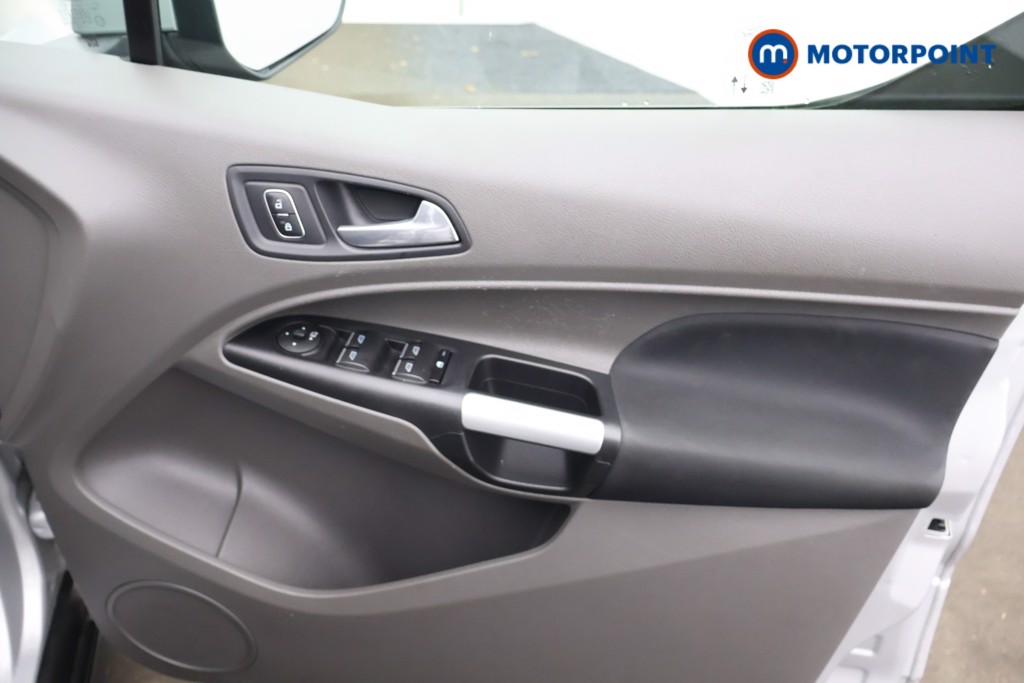 Used Ford Tourneo Connect 2021 for sale - 76980208: Photo 18