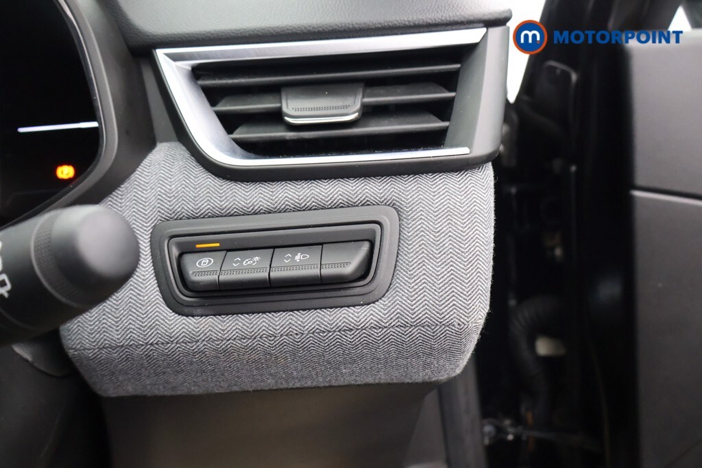 Used Renault Clio 2024 for sale - 76797333: Photo 15