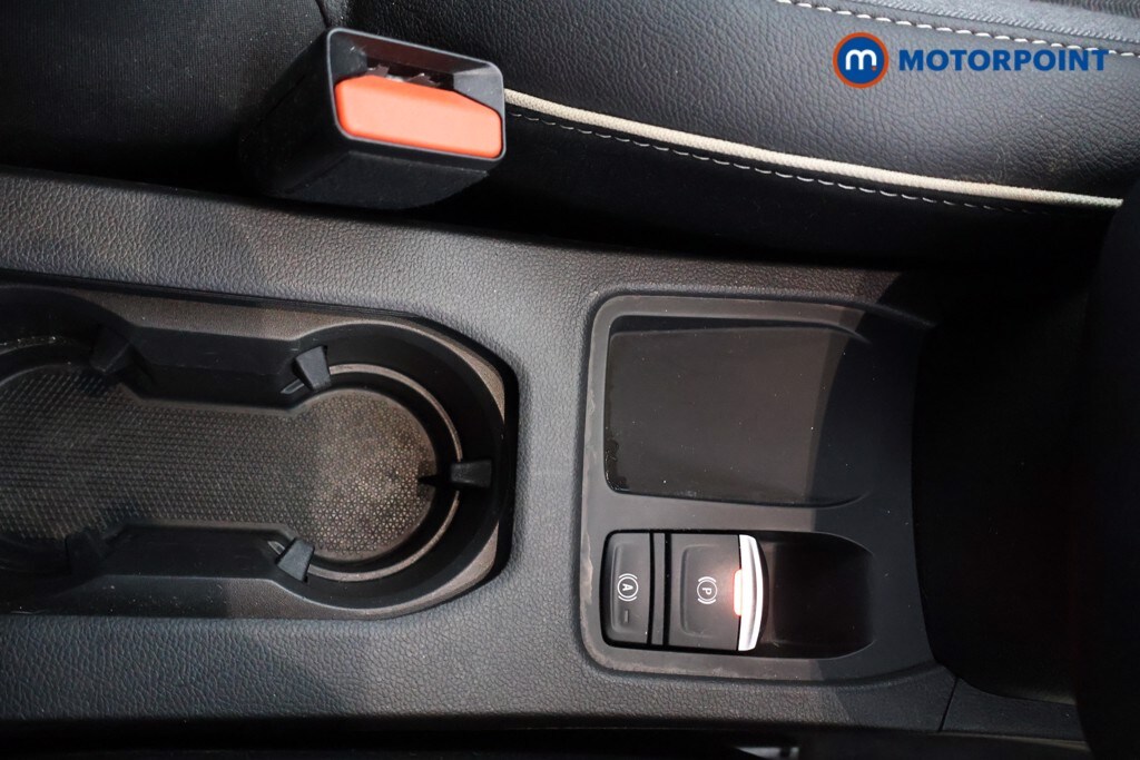 Used Renault Clio 2024 for sale - 76797333: Photo 19