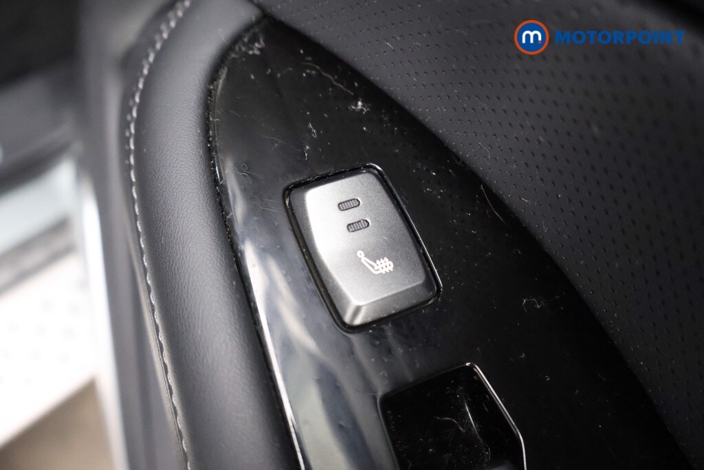 Used Ssangyong Rexton 2022 for sale - 76209600: Photo 43