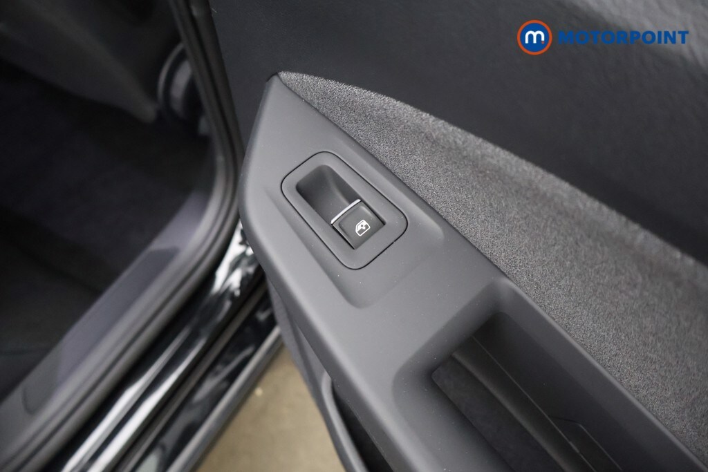 Used Volkswagen Golf 2025 for sale - 77984509: Photo 33