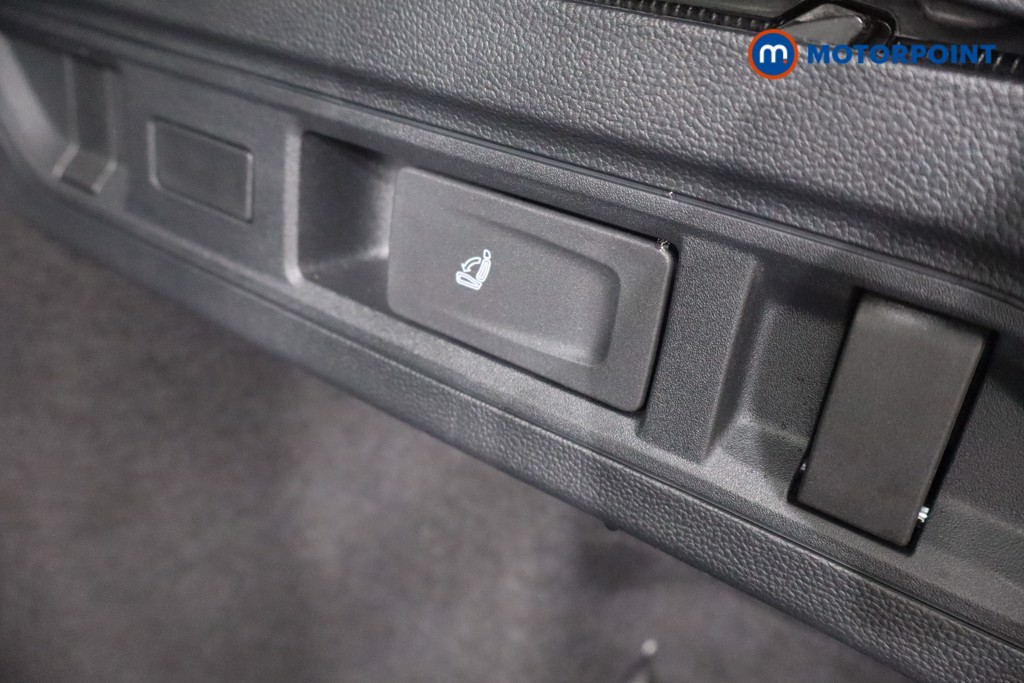 Used Volkswagen Passat 2025 for sale - 76505231: Photo 45