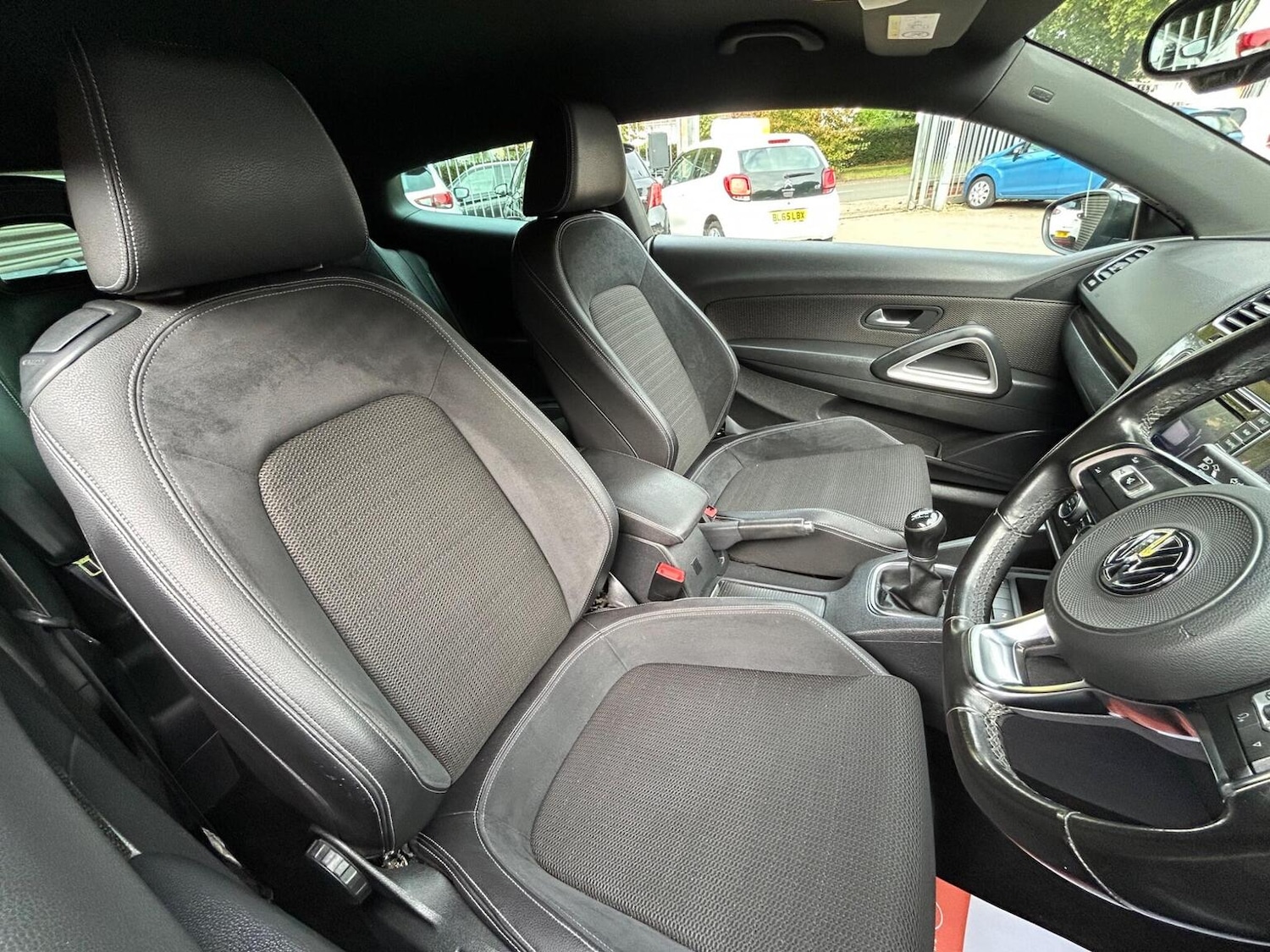 Used Volkswagen Scirocco 2017 for sale - 76497472: Photo 10