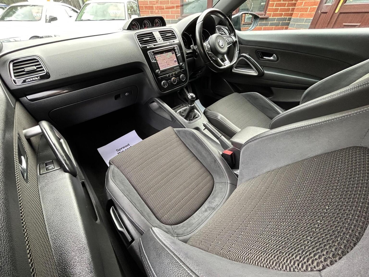 Used Volkswagen Scirocco 2017 for sale - 76497472: Photo 16