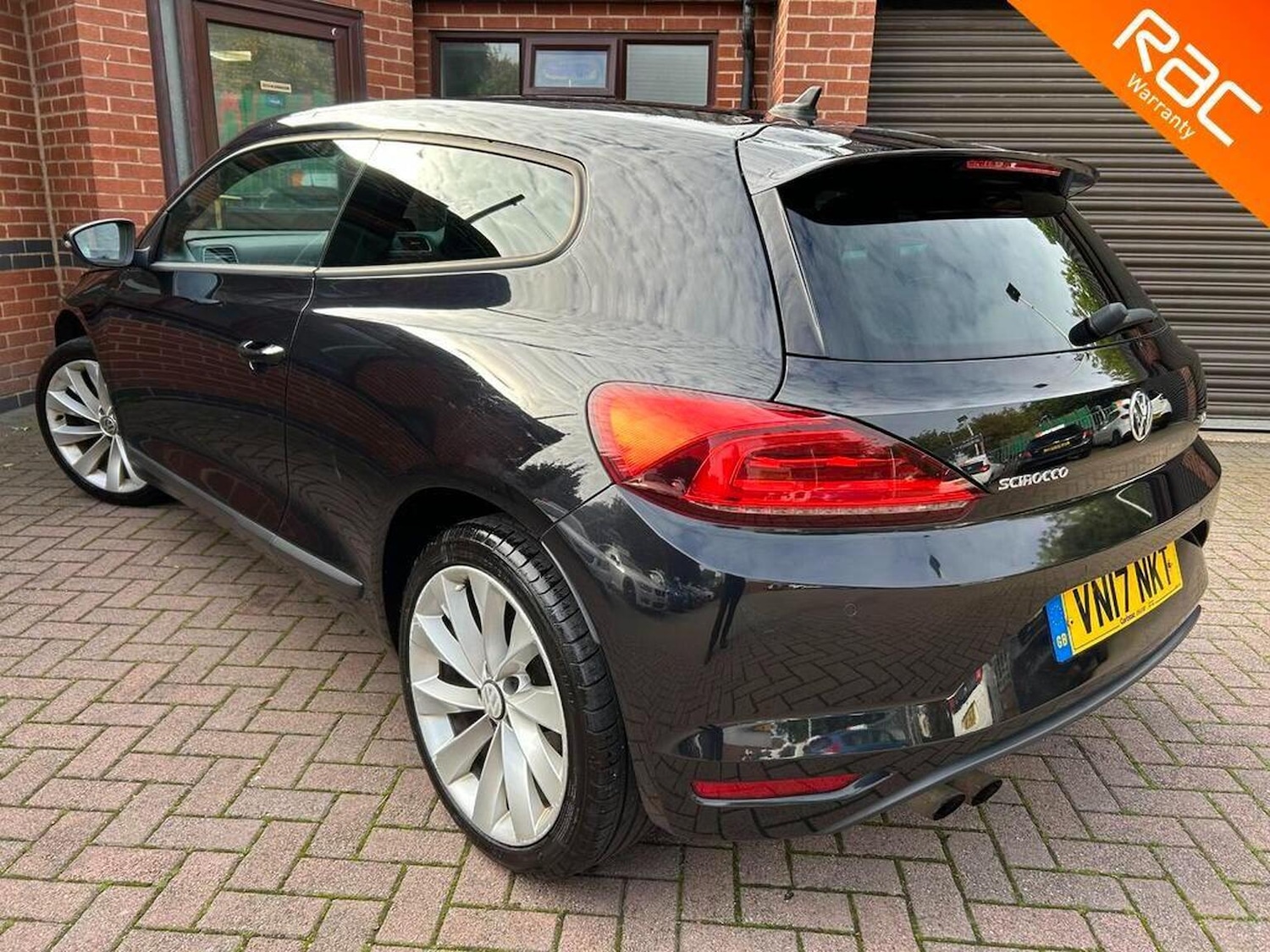 Used Volkswagen Scirocco 2017 for sale - 76497472: Photo 3